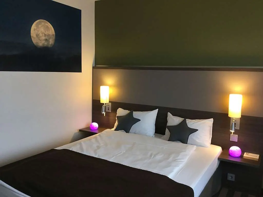 ****  Mercure Airport Hotel Berlin Tegel Niemcy