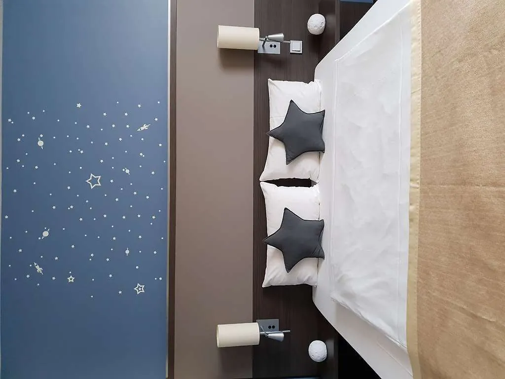Mercure Airport Hotel Berlin Tegel 4*,